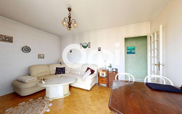 Appartement à vendre    3 pièces • 64 m2 Bron