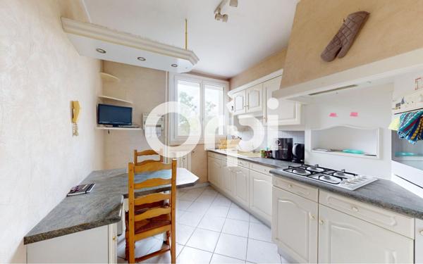 Appartement à vendre    3 pièces • 64 m2 Bron