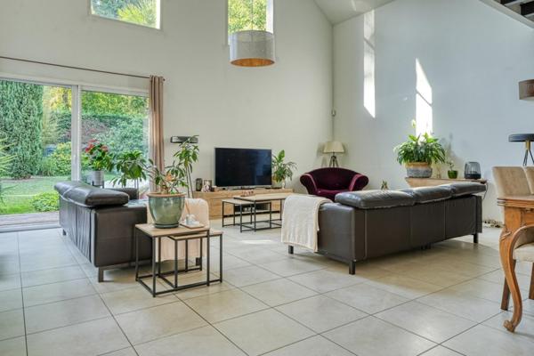 Maison à SAINT-PRIX, 95390 - 6 pièces 215m²