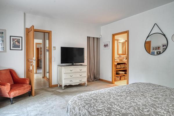 Maison à SAINT-PRIX, 95390 - 6 pièces 215m²