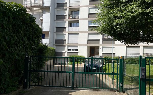 Stationnement à vendre