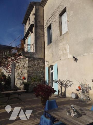 Superbe Hôtel particulier avec terrasses, 4 appartements actuels et 250 m² aménageables