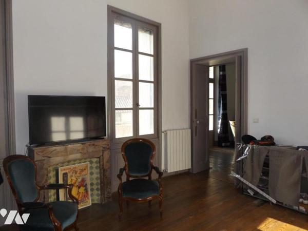 Superbe Hôtel particulier avec terrasses, 4 appartements actuels et 250 m² aménageables