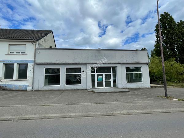 Cellule commerciale ou d'activité  450 m2  .