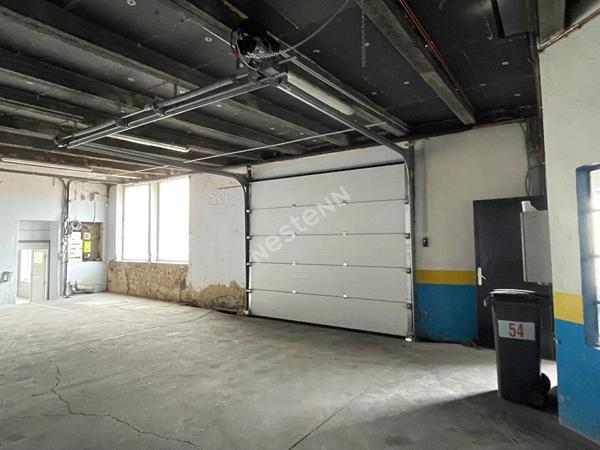 Cellule commerciale ou d'activité  450 m2  .