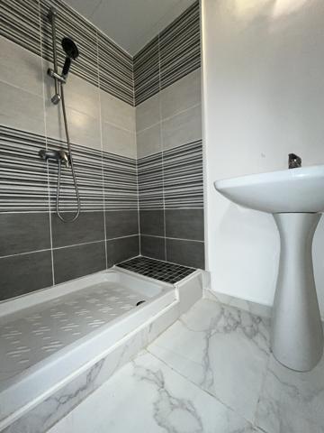 Mauvezin (32120) Maison rénovée 3 chambres – Jardin – Vue campagne