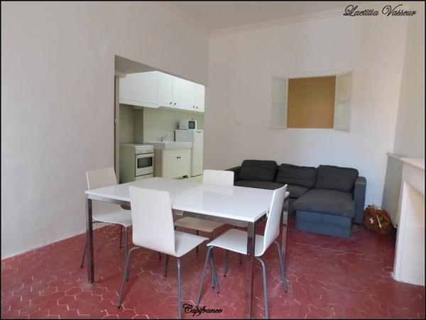 Dpt Bouches du Rhône (13), à louer LA CIOTAT appartement T2 de 40,32 m²