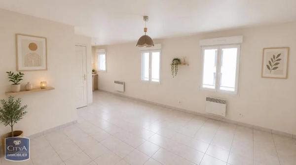 Appartement à louer 1 pièce 34.37m² Chinon (37500)
