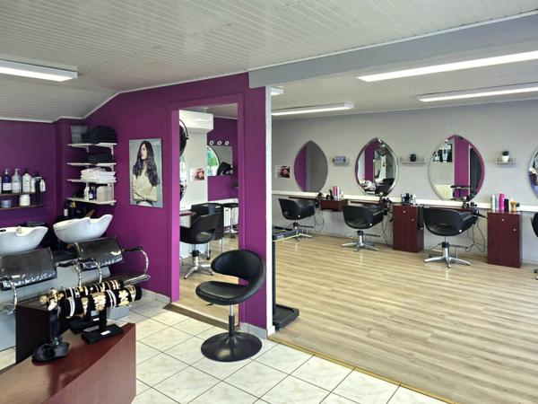 SALON DE COIFFURE