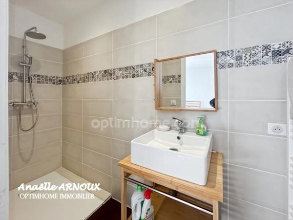 Magnifique ancienne ferme en pierre rénovée