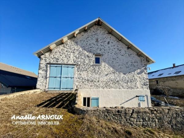 Magnifique ancienne ferme en pierre rénovée