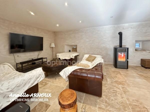 Magnifique ancienne ferme en pierre rénovée