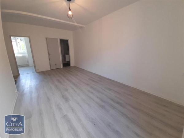 Appartement à louer 2 pièces 42m²