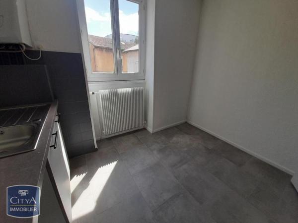 Appartement à louer 2 pièces 42m²