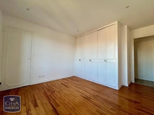 Appartement à louer 3 pièces 75.68m²