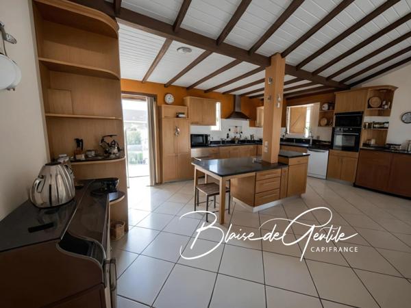 Maison à vendre 5 pièces à Baie Mahault (97122)