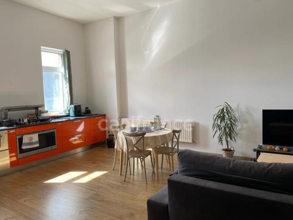 Appartement à vendre 3 pièces ROUBAIX centre-ville ,musé de la"PISCINE" (59) 61,12m², parking sécurisé , cave