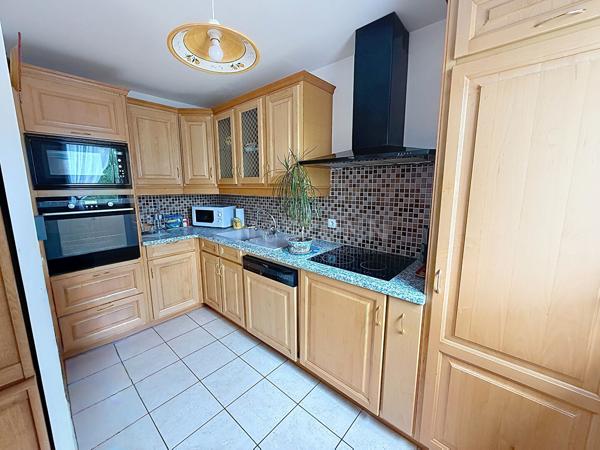 Appartement centre-ville de LAMORLAYE