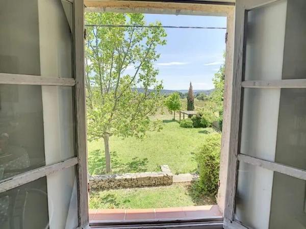 Superbe mas provençal sur 9000m² de terrain