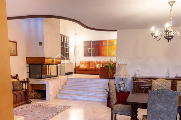 Maison traditionnelle de 210 m²