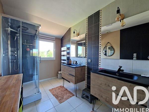 Maison à vendre 8 pièces 214 m² Divatte-sur-Loire