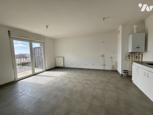 Thouaré-Sur-Loire, centre-ville, T1bis avec balcon et stationnement