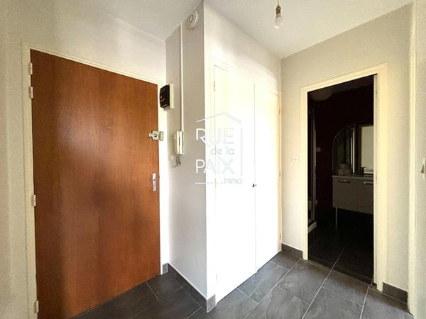79200 PARTHENAY Appartement T2 de 38,90 m² en centre-ville de Parthenay