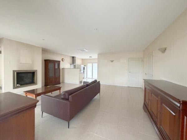 Maison 4 pièce(s) 2 chambre(s) 76 m²