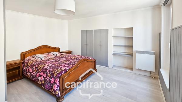 Charmante maison de ville fonctionnelle sur trois niveaux- terrasse au calme- Idéal famille ou investissement-