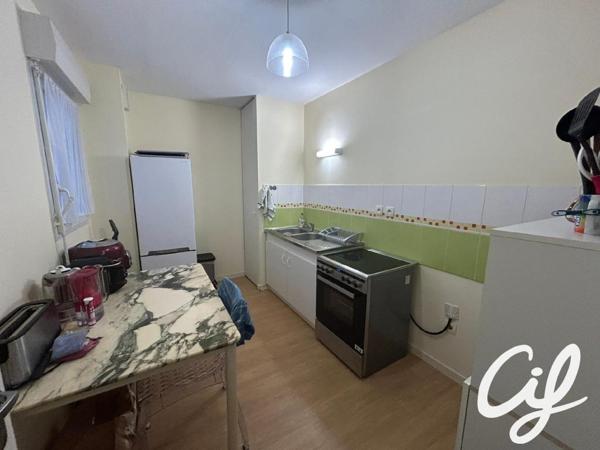 Appartement T3 NANTES Champ de Mars - 61.25 m2  230 000 Euros