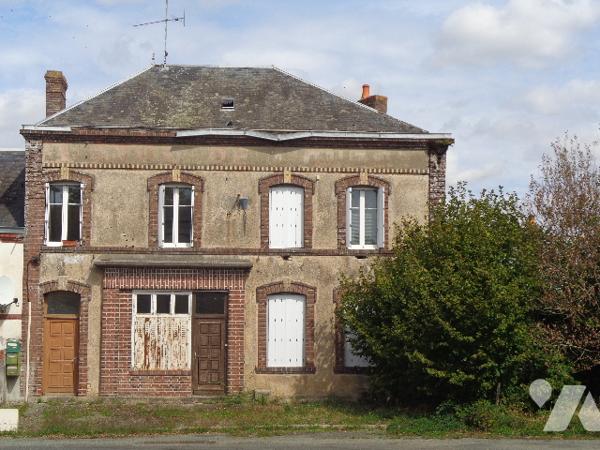 Immeuble avec 3 appartements à rénover