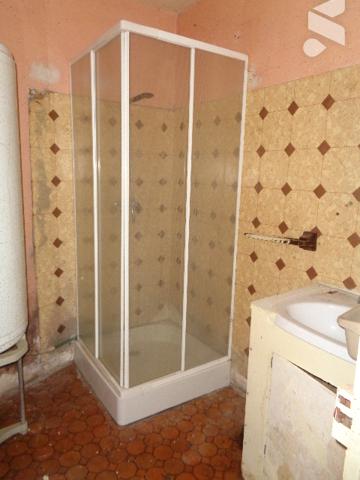 Immeuble avec 3 appartements à rénover