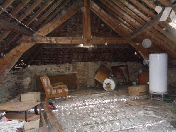 Immeuble avec 3 appartements à rénover