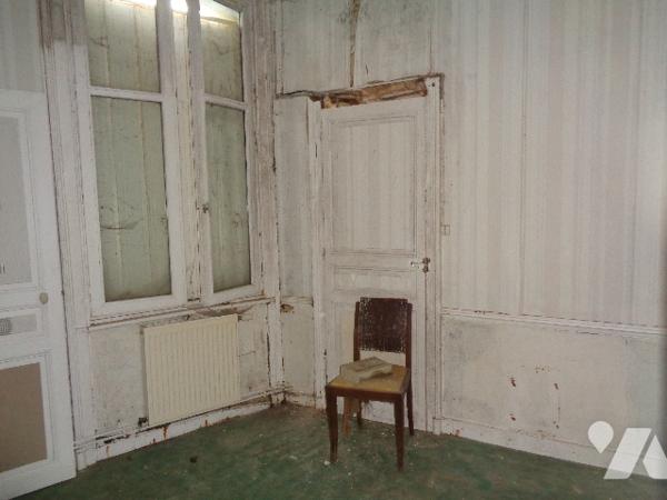 Immeuble avec 3 appartements à rénover