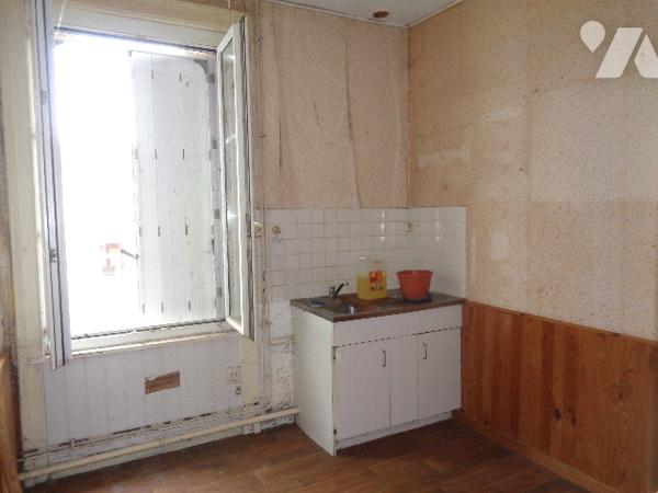 Immeuble avec 3 appartements à rénover