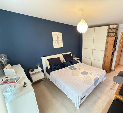 Deux appartements lumineux avec terrasses et vues