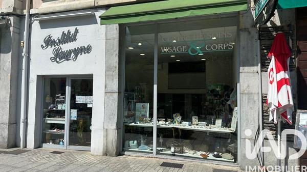Esthétique, Coiffure​ à vendre 54,25 m² Saint-Martin-d'Uriage