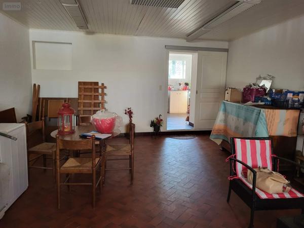 Fonds et/ou murs commerciaux à vendre à Dun-le-Palestel en Creuse (23800), ref : 1236