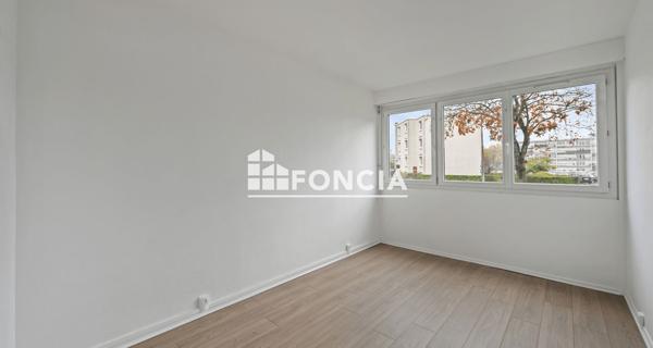 À vendre Appartement 3 pièces 61.61 m² - Vélizy-villacoublay 78140