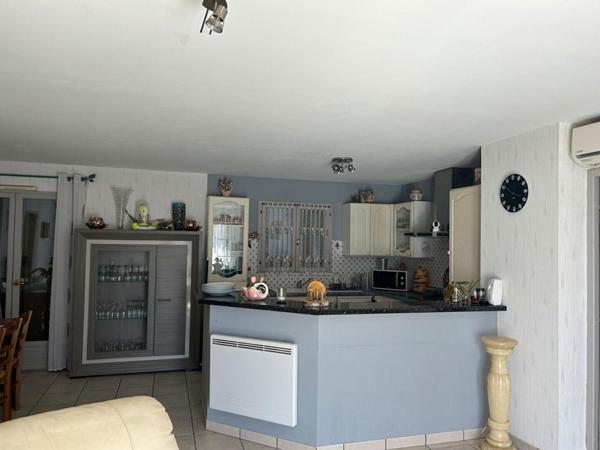 Maison Carbon Blanc 8 pièce(s) 192 m2 sur une parcelle de 1030 m2