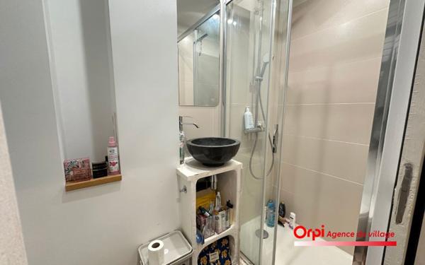 Appartement à louer    2 pièces • 28,40 m2 Fontenay-sous-Bois