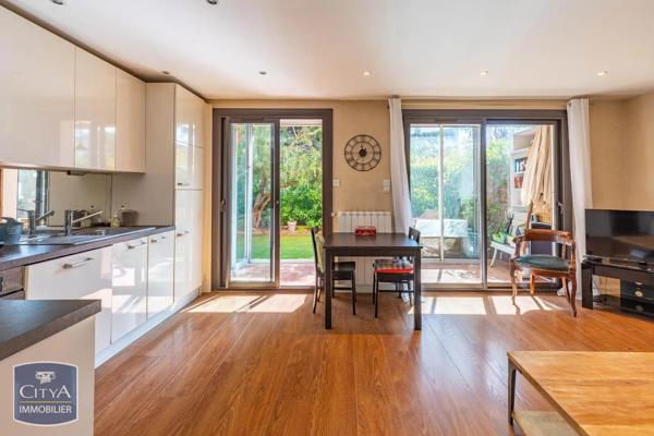 Appartement à vendre 3 pièces 53m² Sanary-sur-Mer (83110)