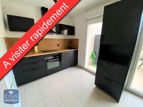 Appartement à louer 2 pièces 46.1m² Miramas (13140)