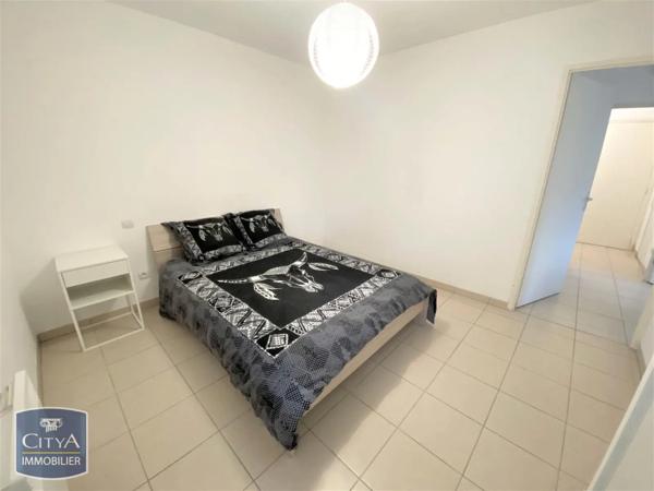 Appartement à louer 2 pièces 46.1m² Miramas (13140)