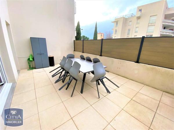 Appartement à louer 2 pièces 46.1m² Miramas (13140)