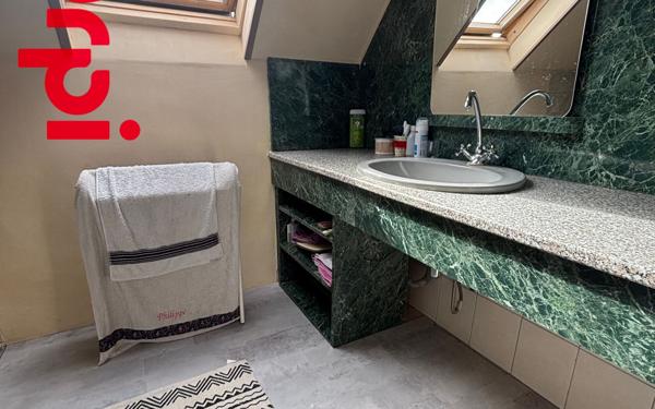 Maison à vendre    5 pièces •  Bernay