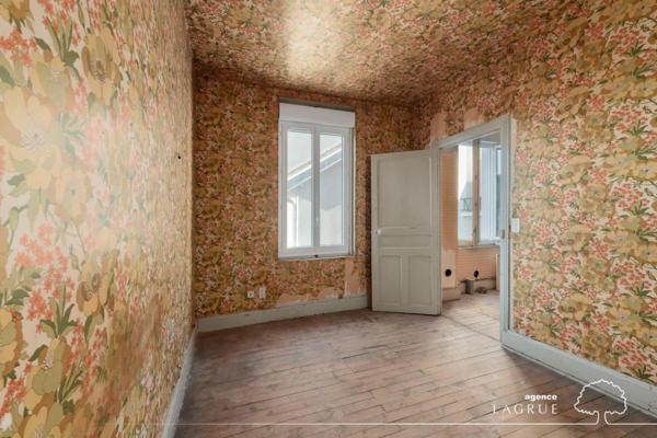Immeuble à vendre à Vichy (03200)