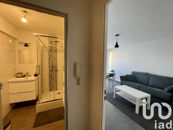 Location appartement 1 pièce 26 m² Lieusaint