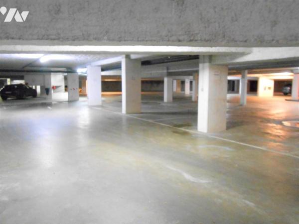 Immeuble - Locaux d’entreprise (bureaux)