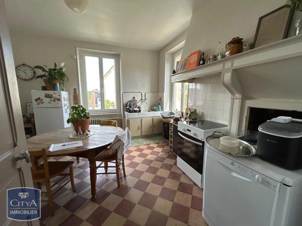 Maison à louer 3 pièces 71m² Bujaleuf (87460)
